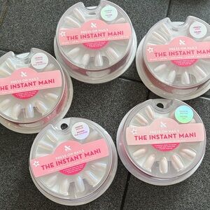 5 for $33 The Instant Mani Press-On Nails - Pink
